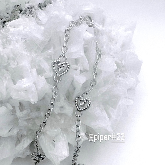 Judith Ripka Textured Diamonique Heart Station 18” Necklace - Picture 6 of 11